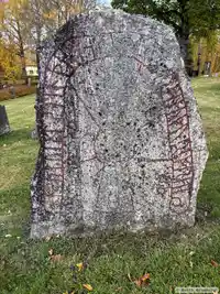 Runsten Ög235, L2009:5323