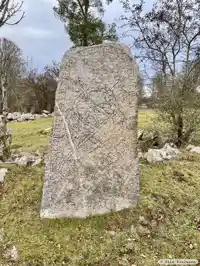 Fotografi av Runsten U1041, L1942:8946 taget av Olle Paulsson