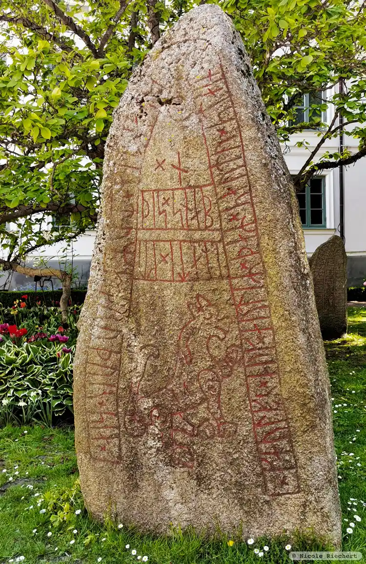 Fotografi av Runsten DR280, L1988:4706 taget av Nicole Riechert