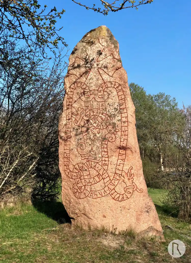 Fotografi av Runsten Risbylestenarna, U160, L2015:9333 taget av Niklas Vackerdag