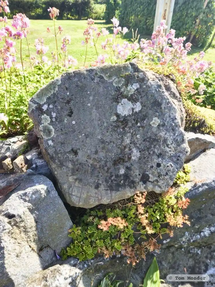 Fotografi av Runsten Sö315, L1985:5223 taget av Tom Monder