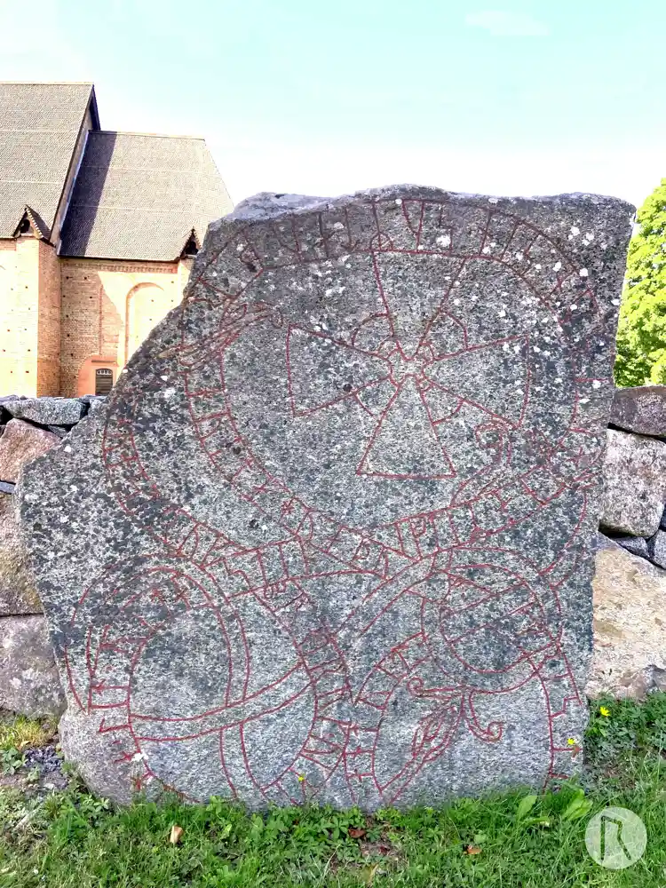 Fotografi av Runsten U1036, L1942:8626 taget av Olle Paulsson