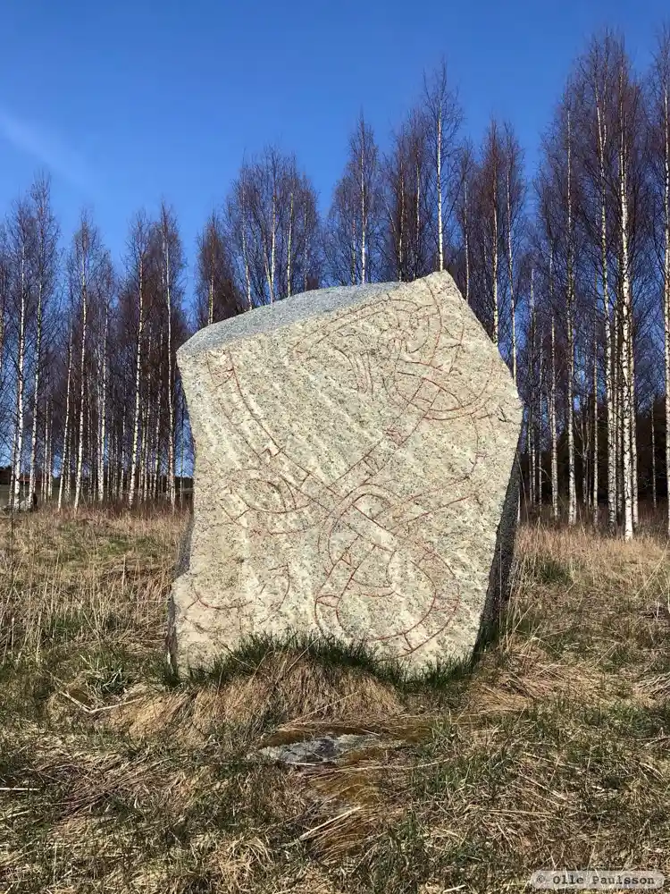 Fotografi av Runsten U1117, L1942:7422 taget av Olle Paulsson