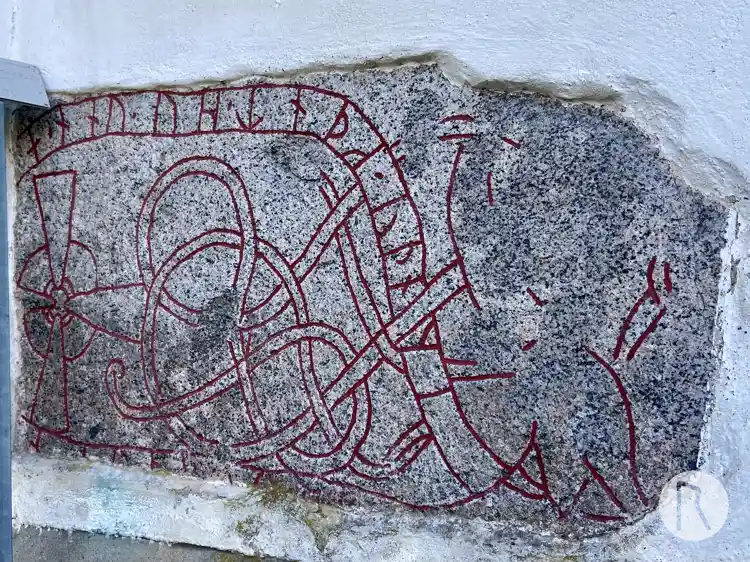 Fotografi av Runsten U1126, L1944:4633 taget av Niklas Vackerdag