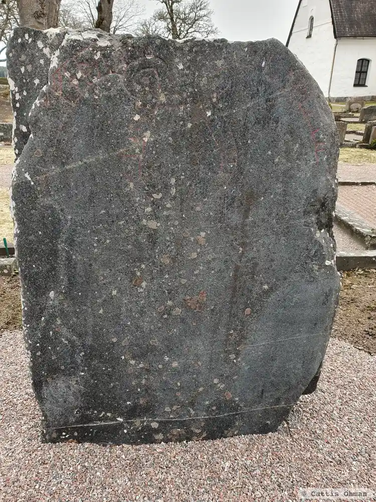 Fotografi av Runsten U1143, L1942:5762 taget av Cattis Öhman