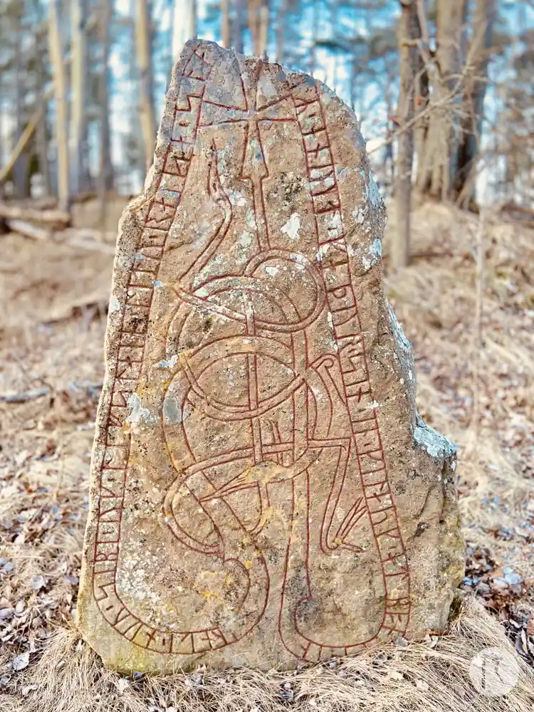 Fotografi av Runsten U173, L2014:4885 taget av Niklas Vackerdag