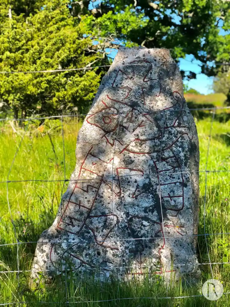 Fotografi av Runsten U188, L2014:3659 taget av Niklas Vackerdag