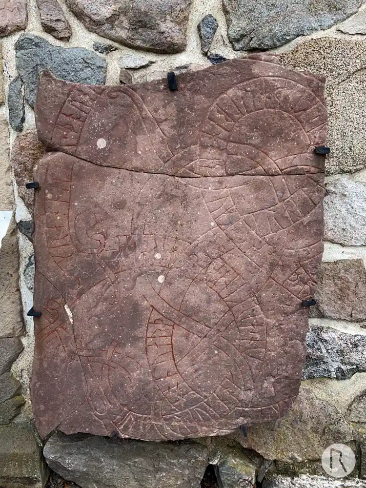 Fotografi av Runsten U541, L2016:2074 taget av Niklas Vackerdag