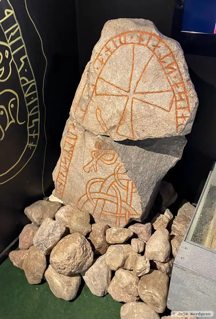 Fotografi av Runsten U78, L2015:7557 taget av Joje Nordgren