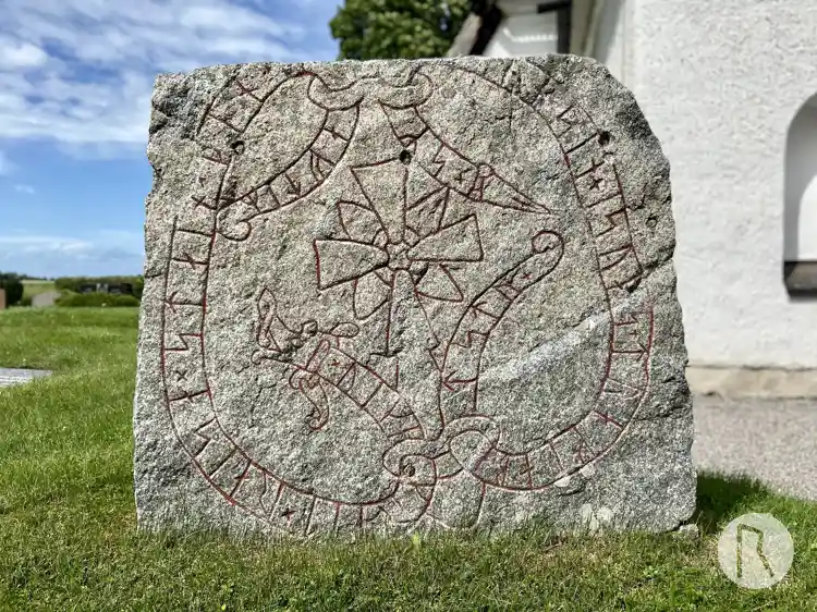 Fotografi av Runsten U802, L1942:3424 taget av Niklas Vackerdag