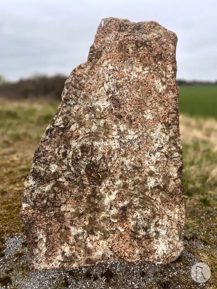Fotografi av Runsten U825, L1943:1434 taget av Niklas Vackerdag